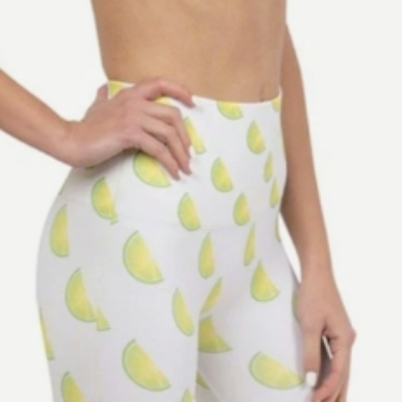 🆕Morgan Stewart Sport Lime 2pc Set - Picture 3 of 4